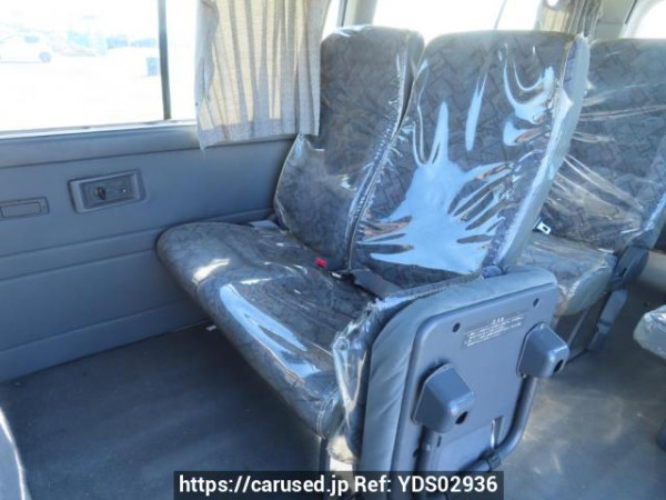 Used 2004 MT nissan caravan-bus DWGE25 Image[16]