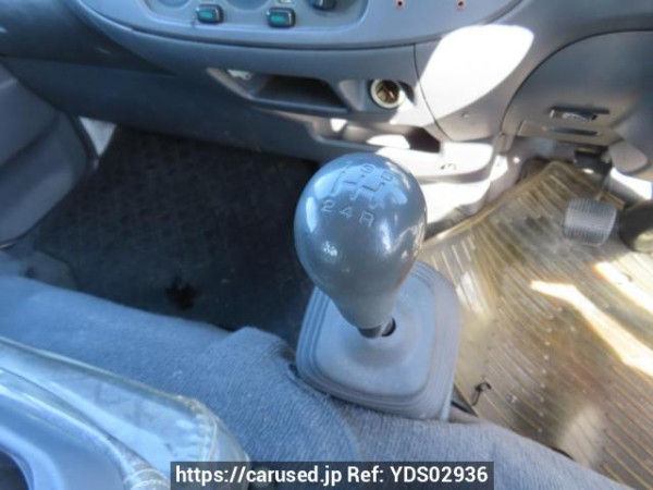 Used 2004 MT nissan caravan-bus DWGE25 Image[29]