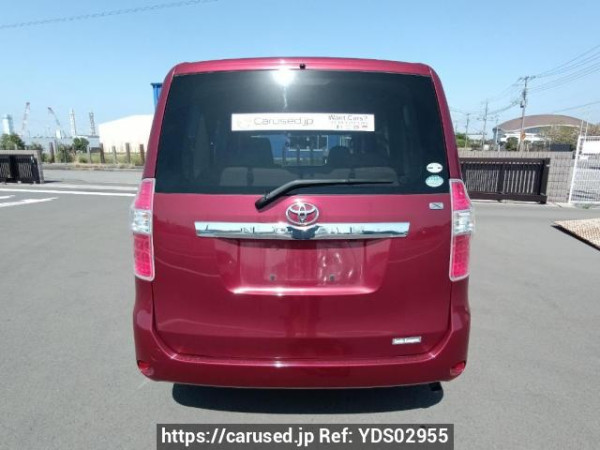 Used 2008 AT toyota noah ZRR70G Image[5]