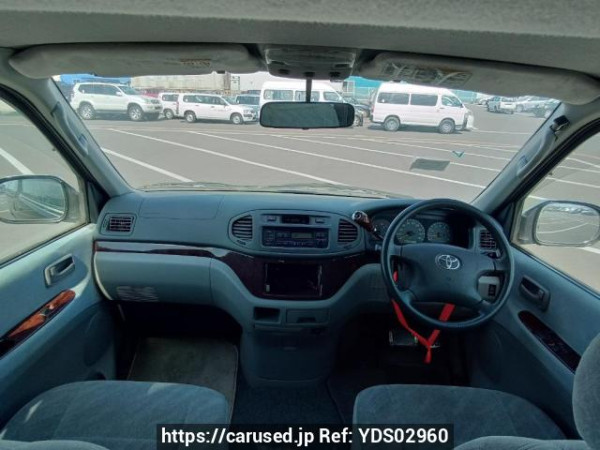 Used 1999 AT toyota regius-wagon RCH41W Image[18]