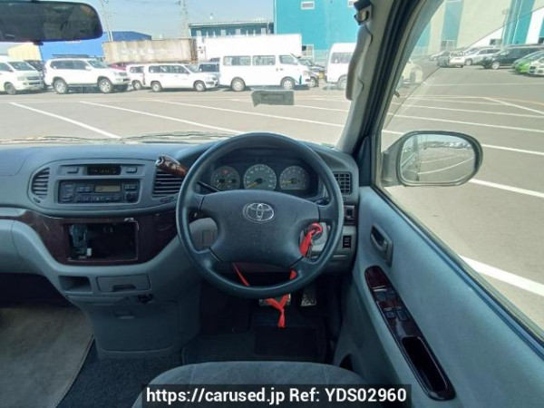 Used 1999 AT toyota regius-wagon RCH41W Image[19]