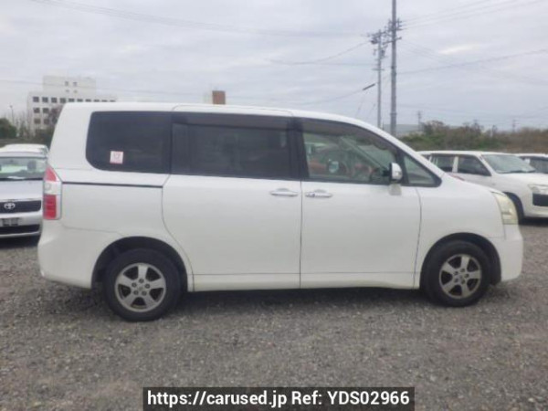 Used 2010 AT toyota noah ZRR75G Image[7]