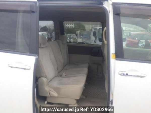 Used 2010 AT toyota noah ZRR75G Image[13]
