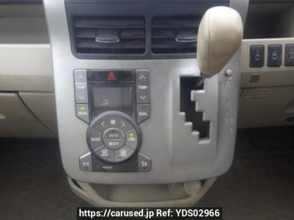 Used 2010 AT toyota noah ZRR75G Image[18]