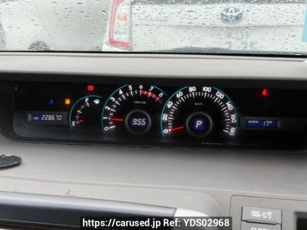 Used 2009 AT toyota noah ZRR70G Image[16]