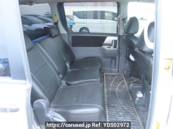 Used 2009 AT toyota noah ZRR75W Image[17]