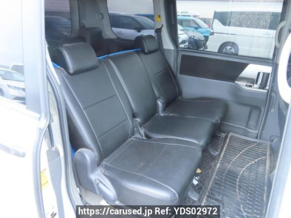 Used 2009 AT toyota noah ZRR75W Image[18]
