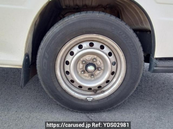 Used 2002 AT toyota hiace-wagon RZH111G Image[28]
