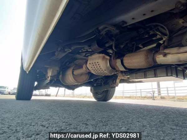 Used 2002 AT toyota hiace-wagon RZH111G Image[34]