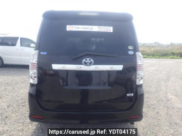 Used 2009 AT toyota voxy ZRR70W Image[5]
