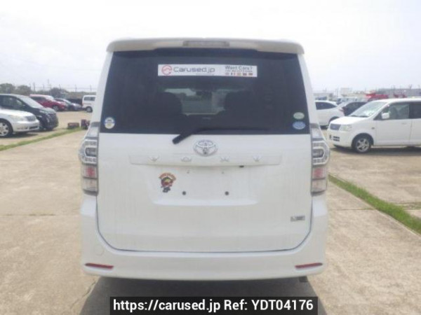 Used 2010 AT toyota voxy ZRR70W Image[5]