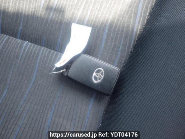 Used 2010 AT toyota voxy ZRR70W Image[25]