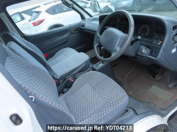 Used 2003 AT toyota regiusace-commuter TRH124B Image[13]