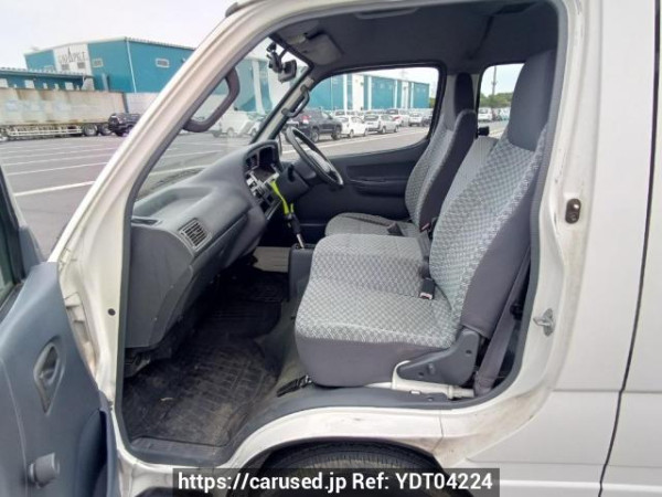 Used 2004 AT toyota regiusace-commuter TRH124B Image[12]