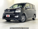 Toyota Voxy DBA-ZRR70W