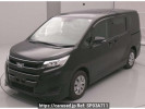 Toyota Noah ZRR80G