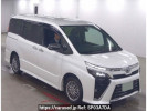Toyota Voxy ZWR80W