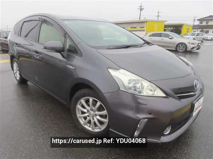 シルバーカー Toyota Prius Alfa ZVW41 Buy Used 2012 Toyota Prius alpha ZVW41 (YDU04068) - Carused.jp