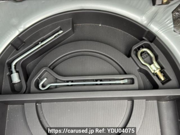 Used 2005 AT mazda verisa DC5W Image[40]