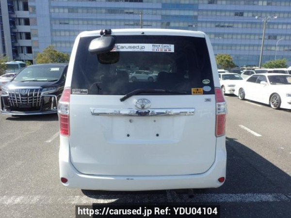 Used 2009 AT toyota noah ZRR75G Image[5]