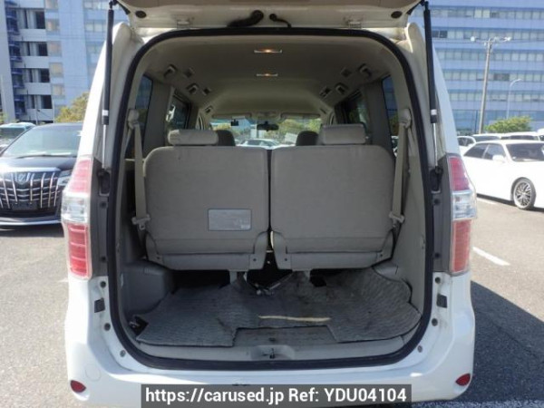 Used 2009 AT toyota noah ZRR75G Image[8]