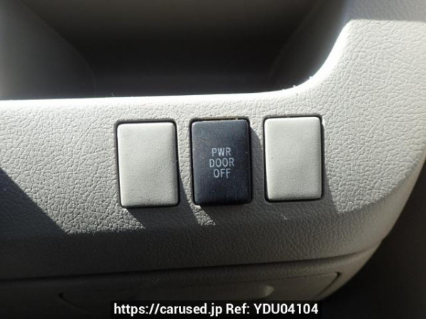 Used 2009 AT toyota noah ZRR75G Image[28]