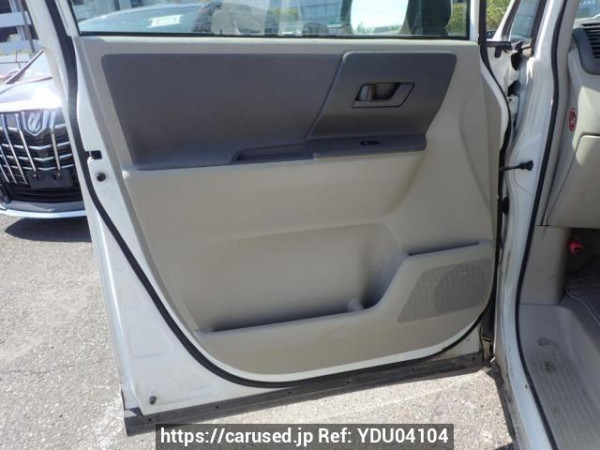 Used 2009 AT toyota noah ZRR75G Image[30]