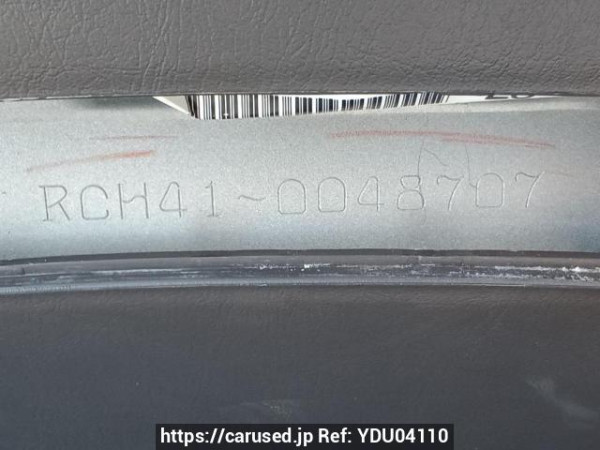 Used 2001 AT toyota regius-wagon RCH41W Image[13]
