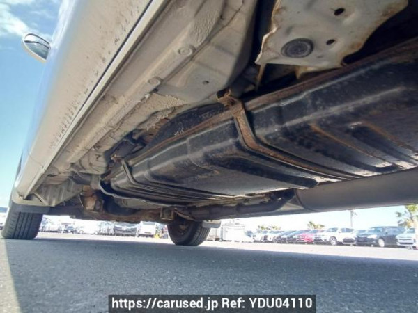 Used 2001 AT toyota regius-wagon RCH41W Image[35]