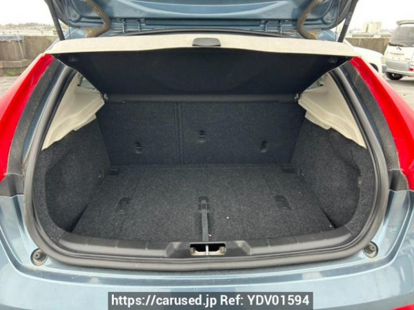 Used 2014 AT volvo v40 MB4164T Image[8]