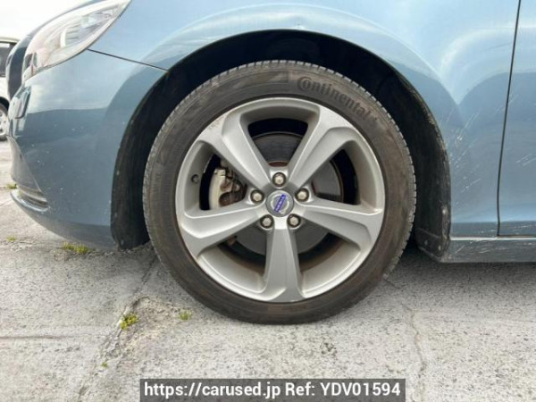 Used 2014 AT volvo v40 MB4164T Image[32]