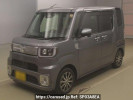Toyota Pixis Mega LA700A