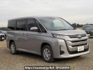 Toyota Noah MZRA95W