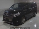 Toyota Noah ZWR80W