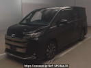 Toyota Noah ZWR90W