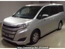 Toyota Noah ZRR80G