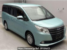 Toyota Noah ZWR80G