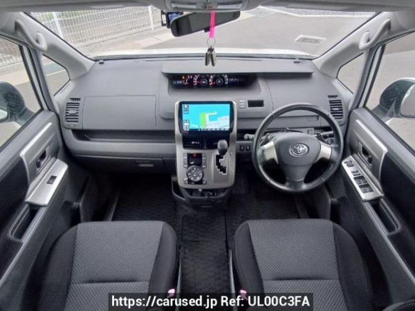 Used 2008 AT toyota noah ZRR70W Image[17]