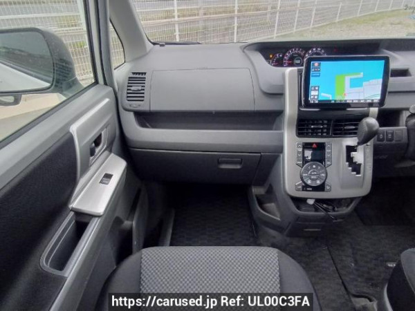 Used 2008 AT toyota noah ZRR70W Image[18]