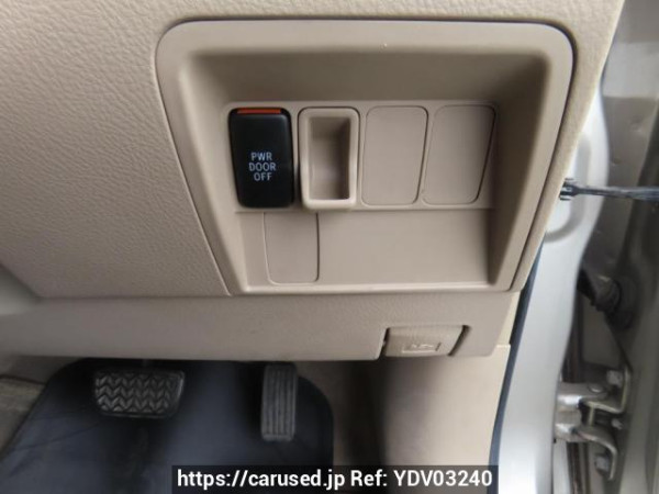 Used 2003 AT toyota raum NCZ20 Image[31]
