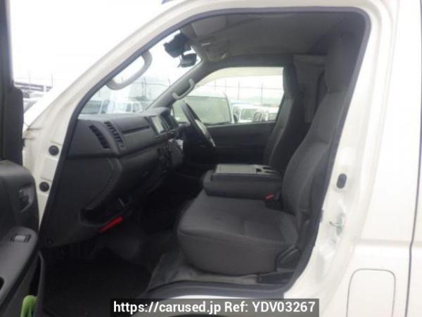 Used 2020 AT toyota regiusace-van TRH200V Image[12]