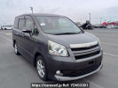 Toyota Noah ZRR75W