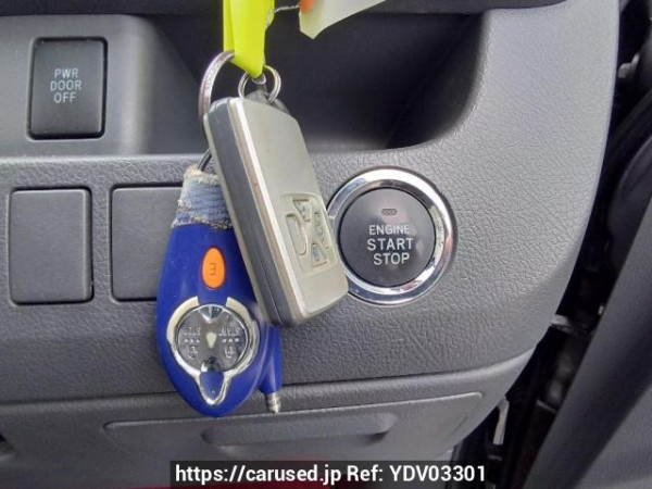 Used 2009 AT toyota noah ZRR75W Image[29]