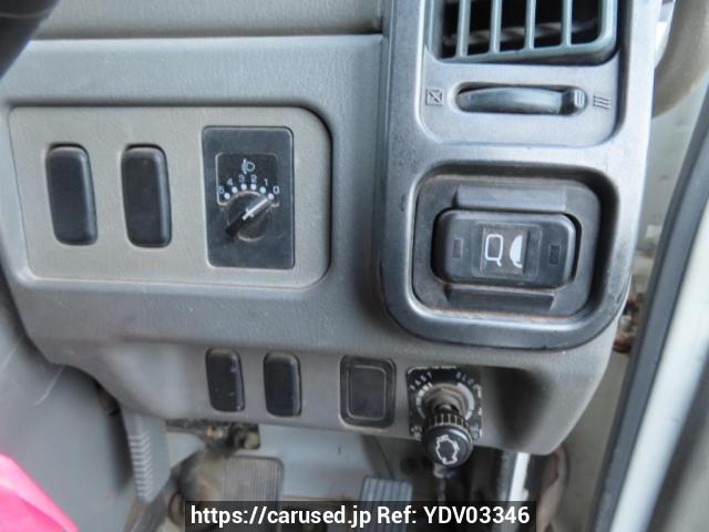 Comprar usado 2002 Mitsubishi Fuso Fighter FK71HC (YDV03346