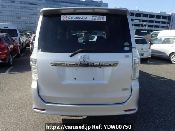 Used 2007 AT toyota noah ZRR75W Image[5]