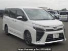 Toyota Voxy ZRR80W