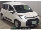 Toyota Sienta MXPC10G