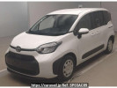 Toyota Sienta MXPL10G
