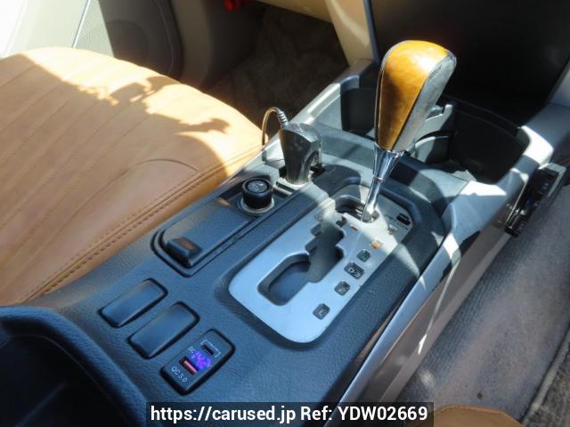 Купить б/у 2004 Toyota Hilux Surf RZN215W (YDW02669) - Carused.jp