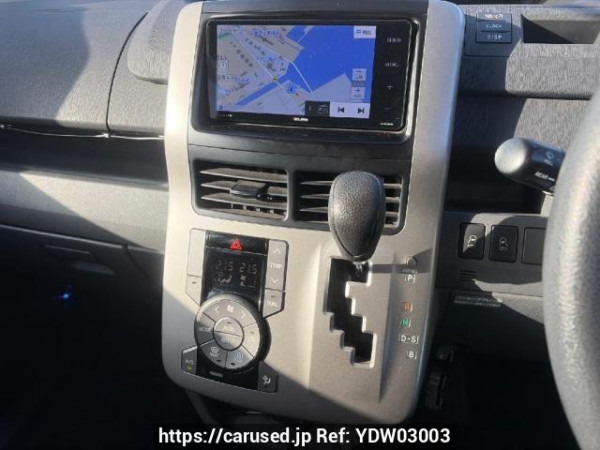 Used 2007 AT toyota noah ZRR70W Image[14]